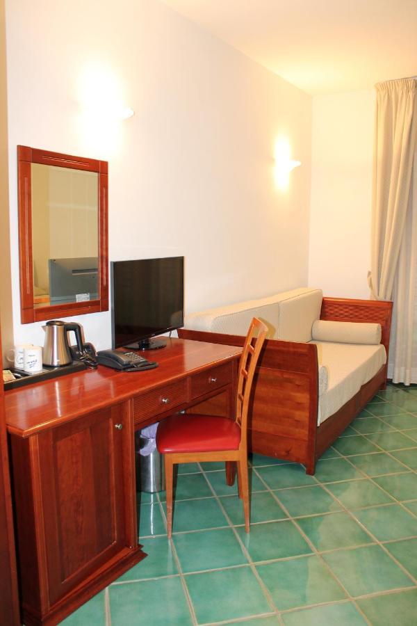 Hotel Pisacane Sapri Kültér fotó