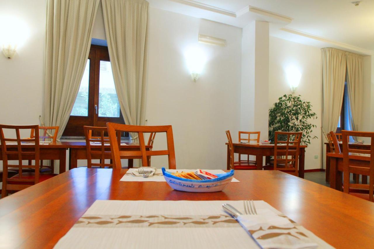 Hotel Pisacane Sapri Kültér fotó